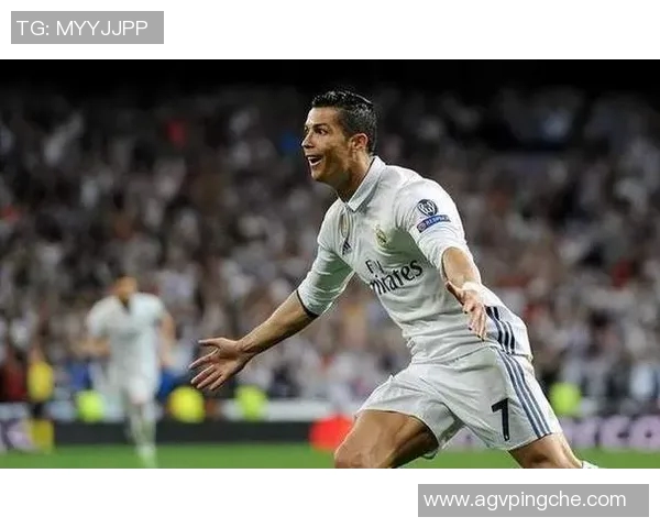 追忆绿茵经典岁月聚焦那些影响世界的复古足球巨星